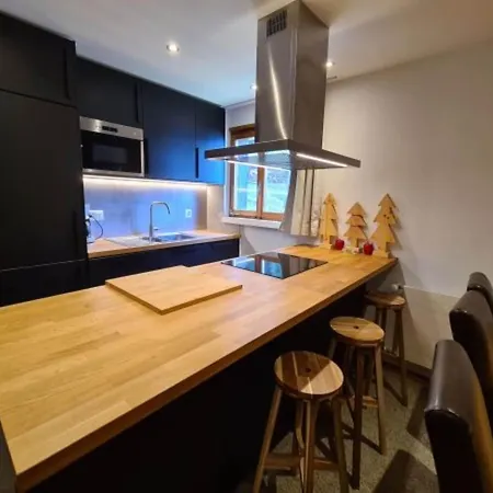 In For 8 Guests Apartman Veysonnaz