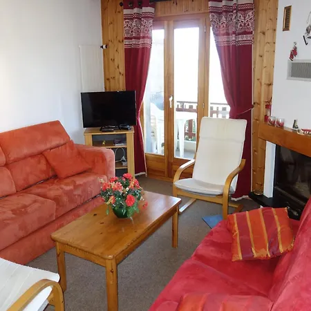 In For 8 Guests شقة